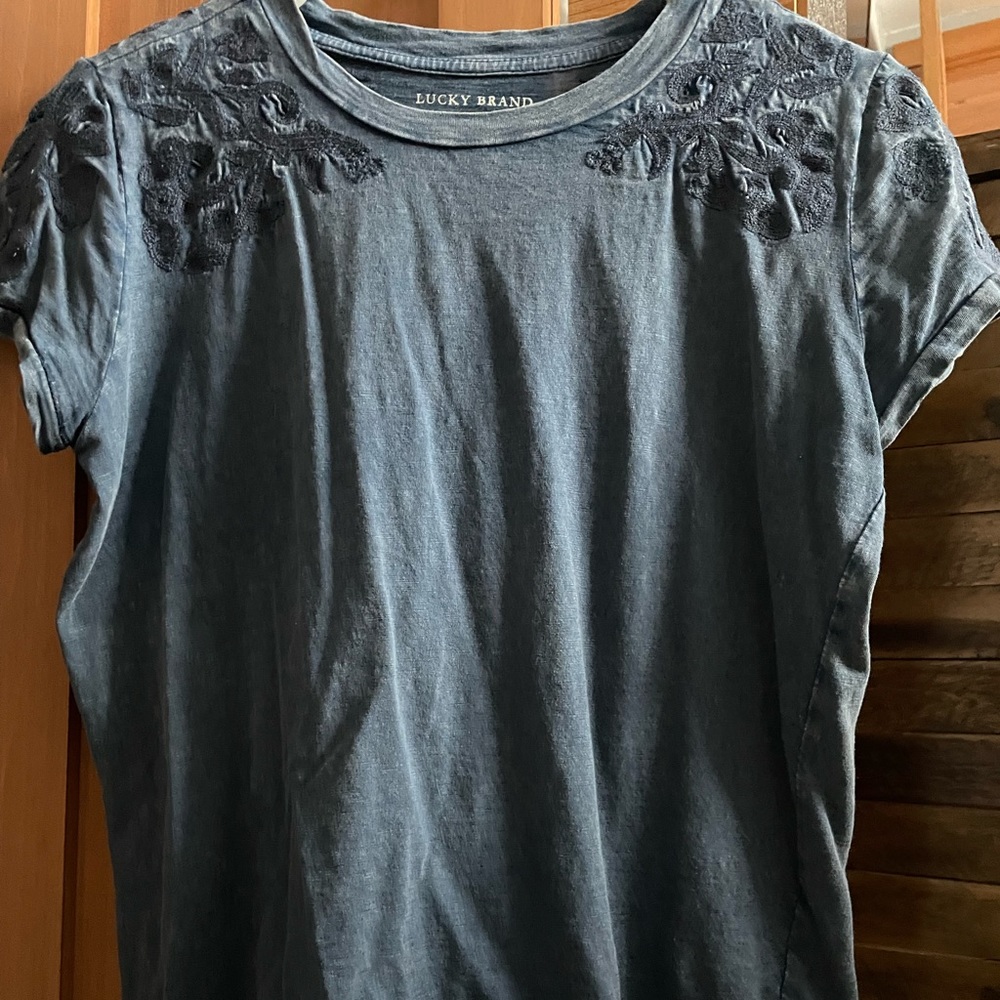 Womens “Lucky Brand” sz S top